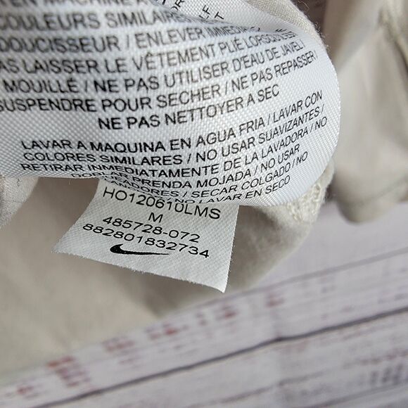 NIKE Women's Size M Medium Hyperwarm Shield Half 1/2 Zip Long Sleeve 485728-072 - Picture 7 of 12